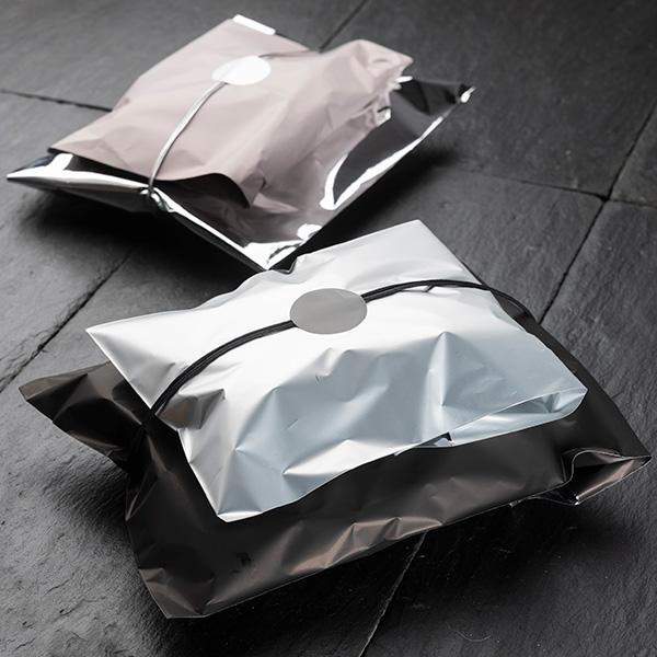 Sacchetto regalo nero opaco metallic 25x40cm