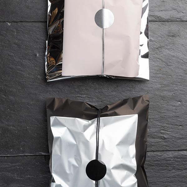 Sacchetto regalo nero opaco metallic 25x40cm