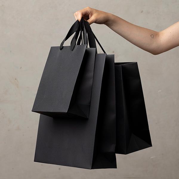 Luxury bag kraft nero 19x9x24